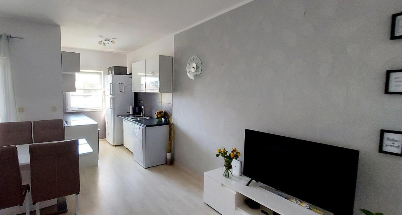 Apartman Near Fazana-500 From The Sea Exteriér fotografie