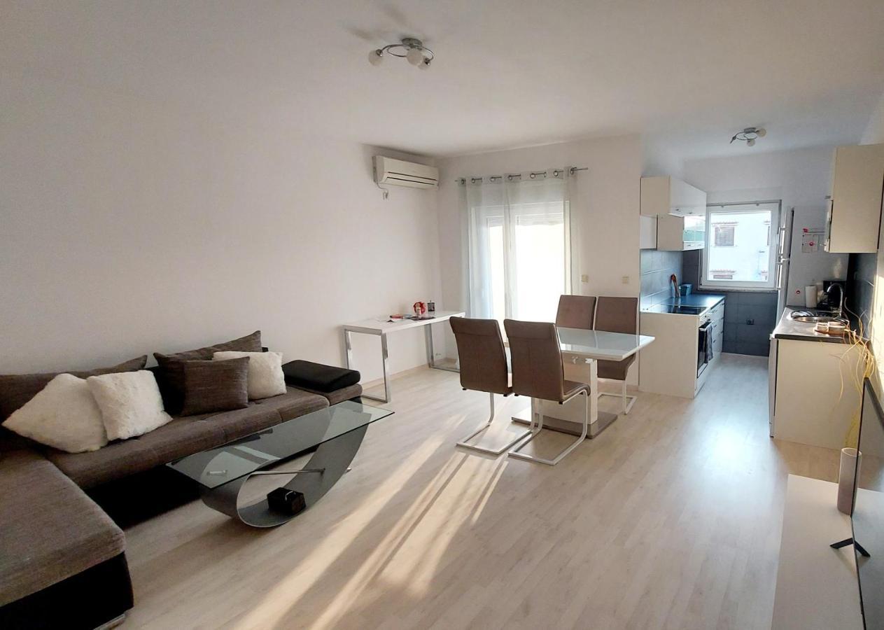 Apartman Near Fazana-500 From The Sea Exteriér fotografie